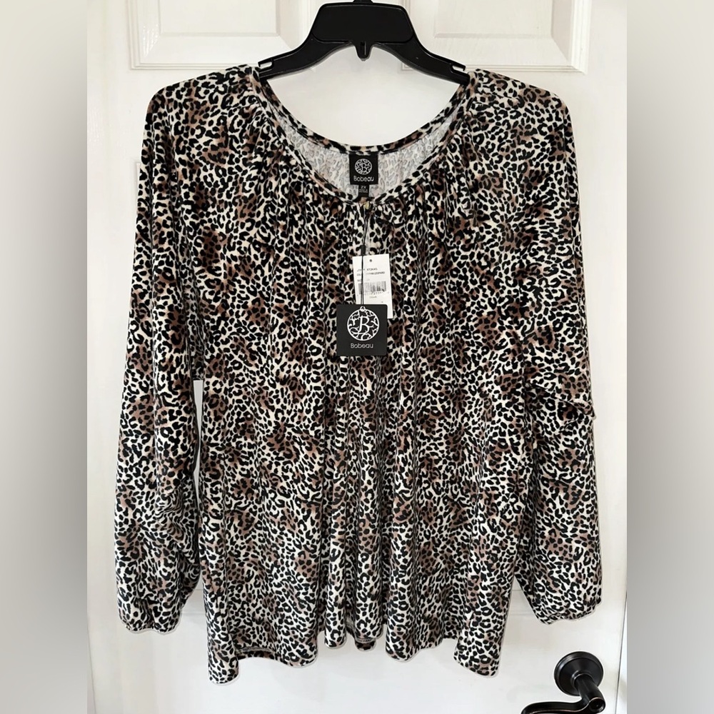Bobeau Women's 2X Long Sleeve Keyhole Top Peasant Boho Animal Print Black Multi